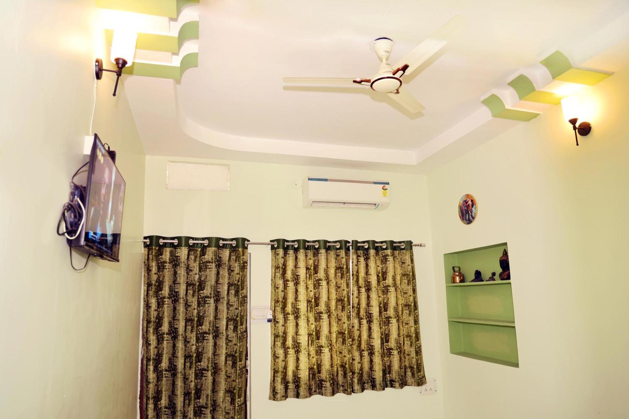 Shree Vinayak Guest House Ujjain Dış mekan fotoğraf